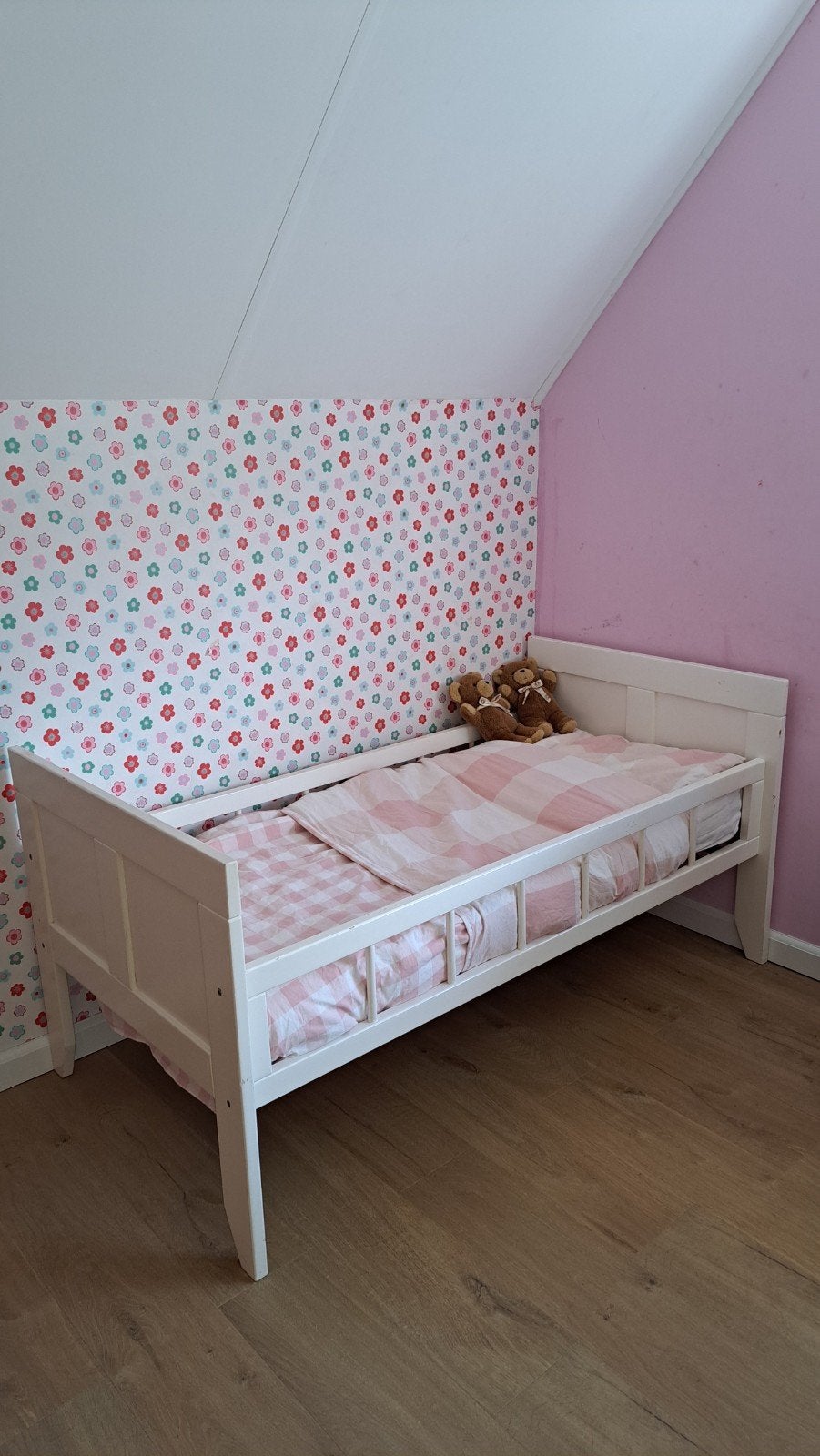 wit peuterbed met lattenbodem en eventueel matras, Kinderen en Baby's, Ophalen of Verzenden, Gebruikt