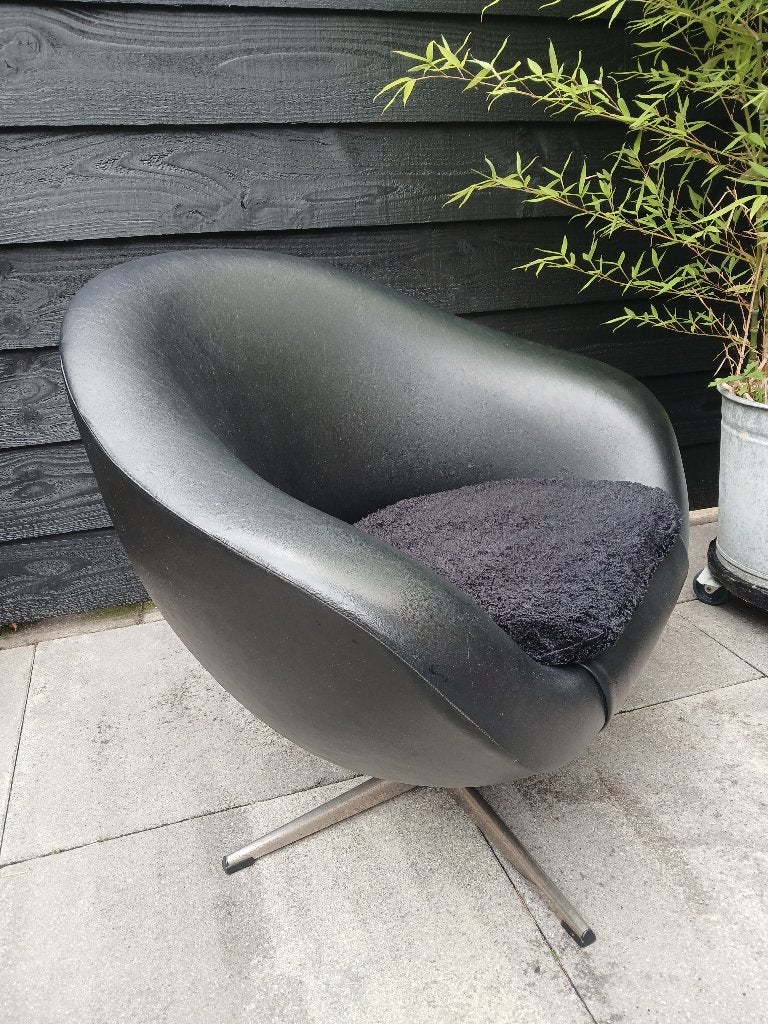 Fauteuil Loungestoel, Stoel Zwart Skai - Vintage jaren 60-70, Ophalen, Gebruikt, Minder dan 75 cm, Vintage