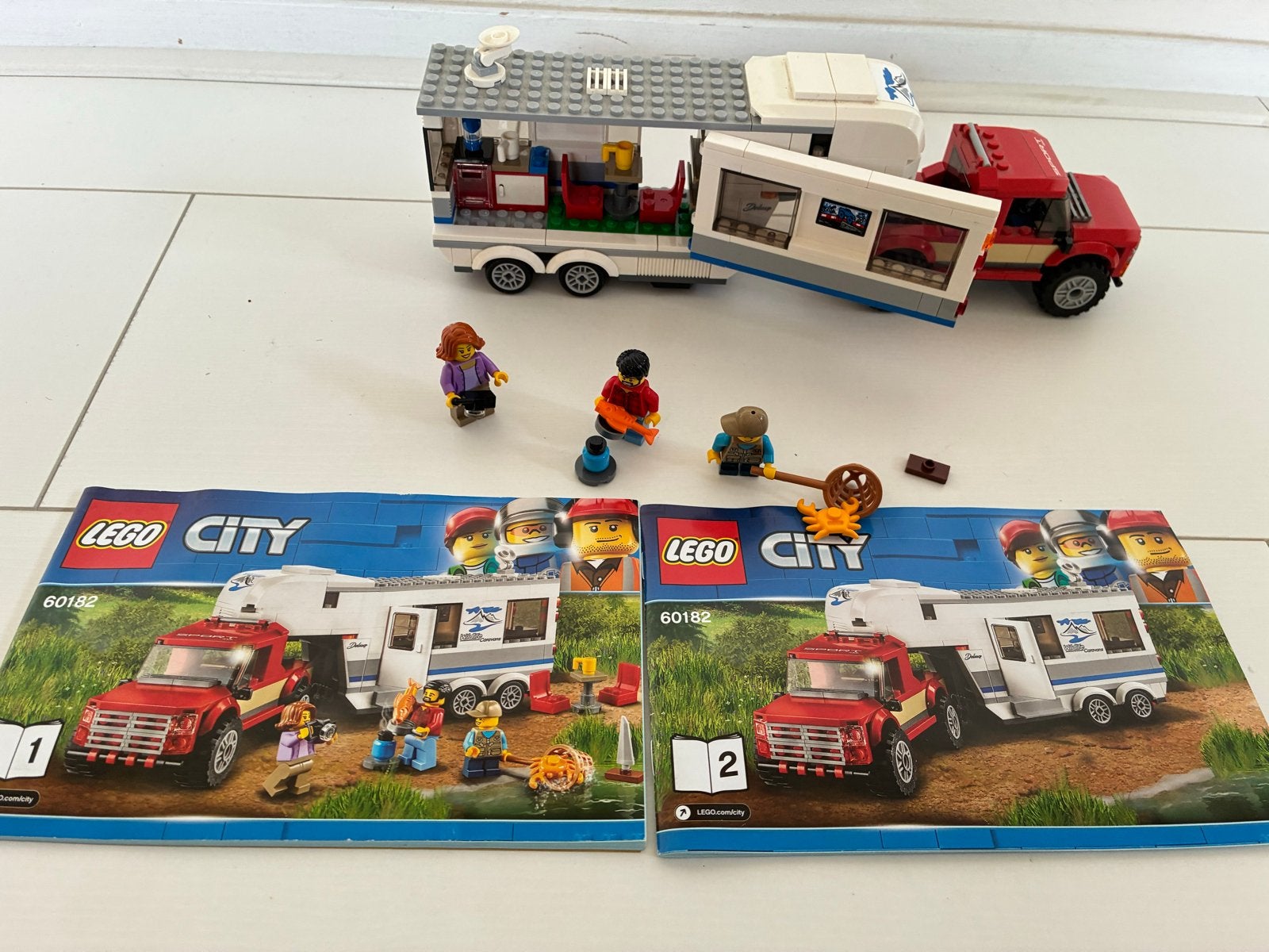 LEGO City 60182 Pickup & Caravan met minifiguren, Kinderen en Baby's, Ophalen of Verzenden, Gebruikt, Overige merken