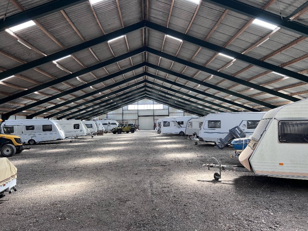 Caravanstalling binnen – Schagen & omgeving