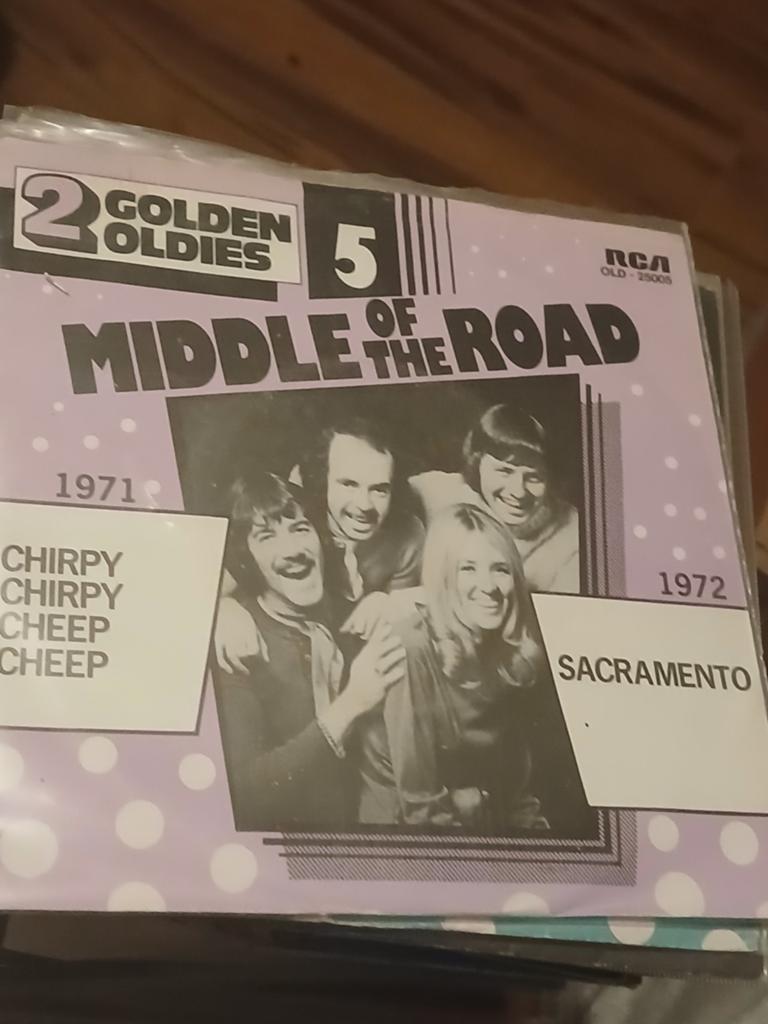 MIDDLE OF THE ROAD sacramento 2 GOLDEN OLDIES 5, Cd's en Dvd's, Vinyl Singles, Ophalen of Verzenden, Zo goed als nieuw, Pop