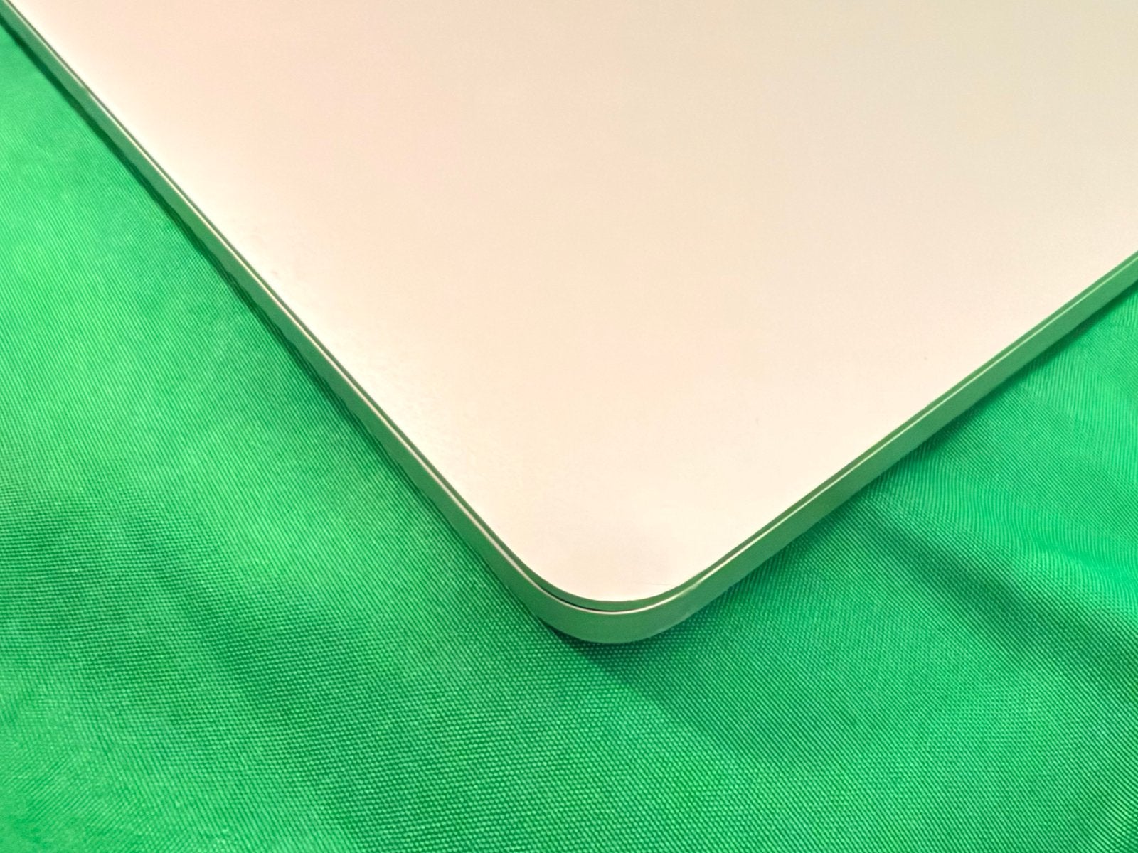 Foto 13 van Macbook pro 15 inch. 2016. I7. 16 GB. 512GB. Touchbar