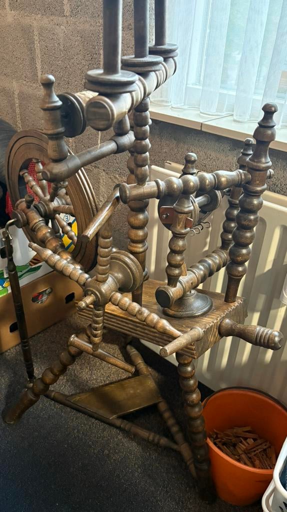 Antiek/vintage spinnenwiel / spinnewiel van hout, Ophalen