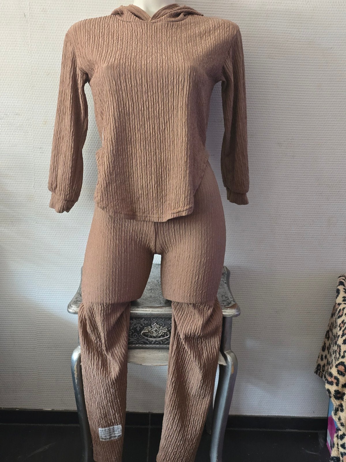 Yangtang Meisjes hoodie + lange broek Bruin (13-14 jaar), Meisje, YANGTANG, Ophalen of Verzenden, Zo goed als nieuw
