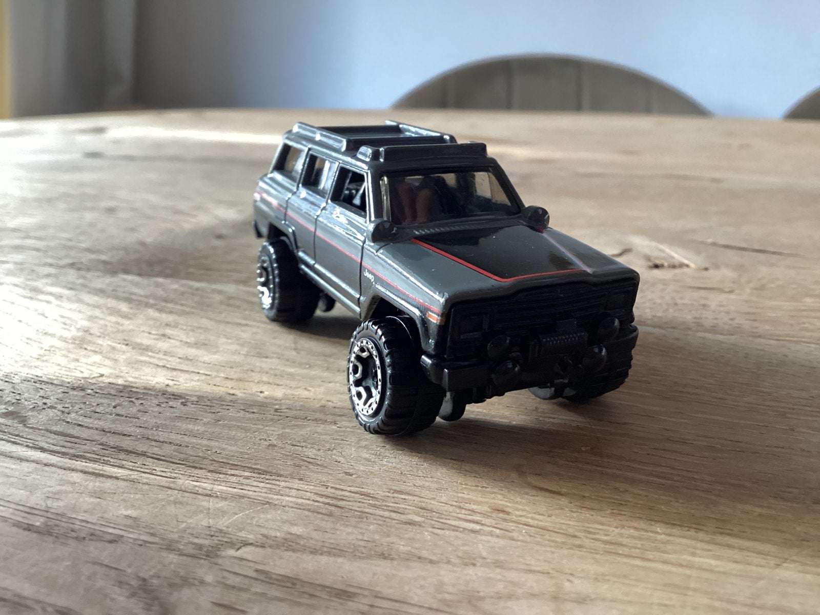 Hot Wheels 1988 Jeep Wagoneer 2023 HW The ’80s 1:64, Ophalen of Verzenden, Zo goed als nieuw, Auto