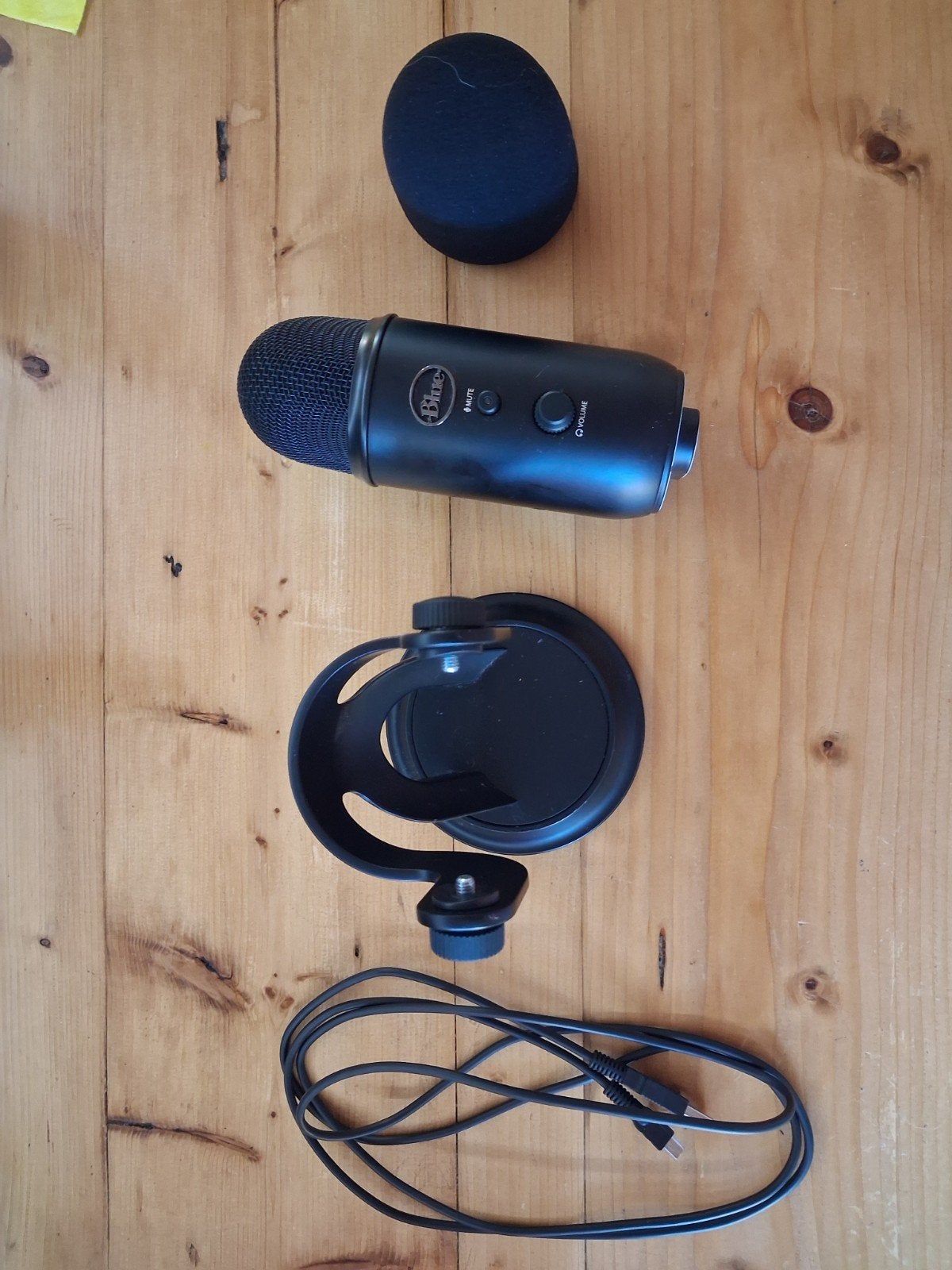Blue Yeti USB Microfoon - Zwart, Ophalen of Verzenden, Zo goed als nieuw, Studiomicrofoon