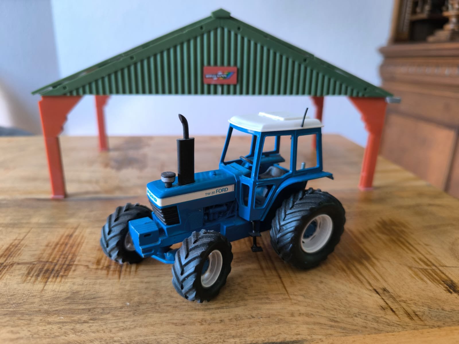 Britains Ford TW-20, Verzenden, Zo goed als nieuw, Tractor of Landbouw, Britains
