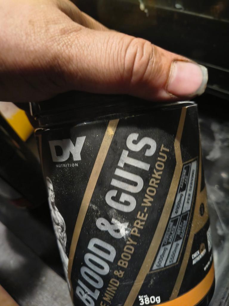 DY Nutrition Blood & Guts Pre-Workout 380g, Sport en Fitness, Ophalen, Nieuw, Poeder of Drank