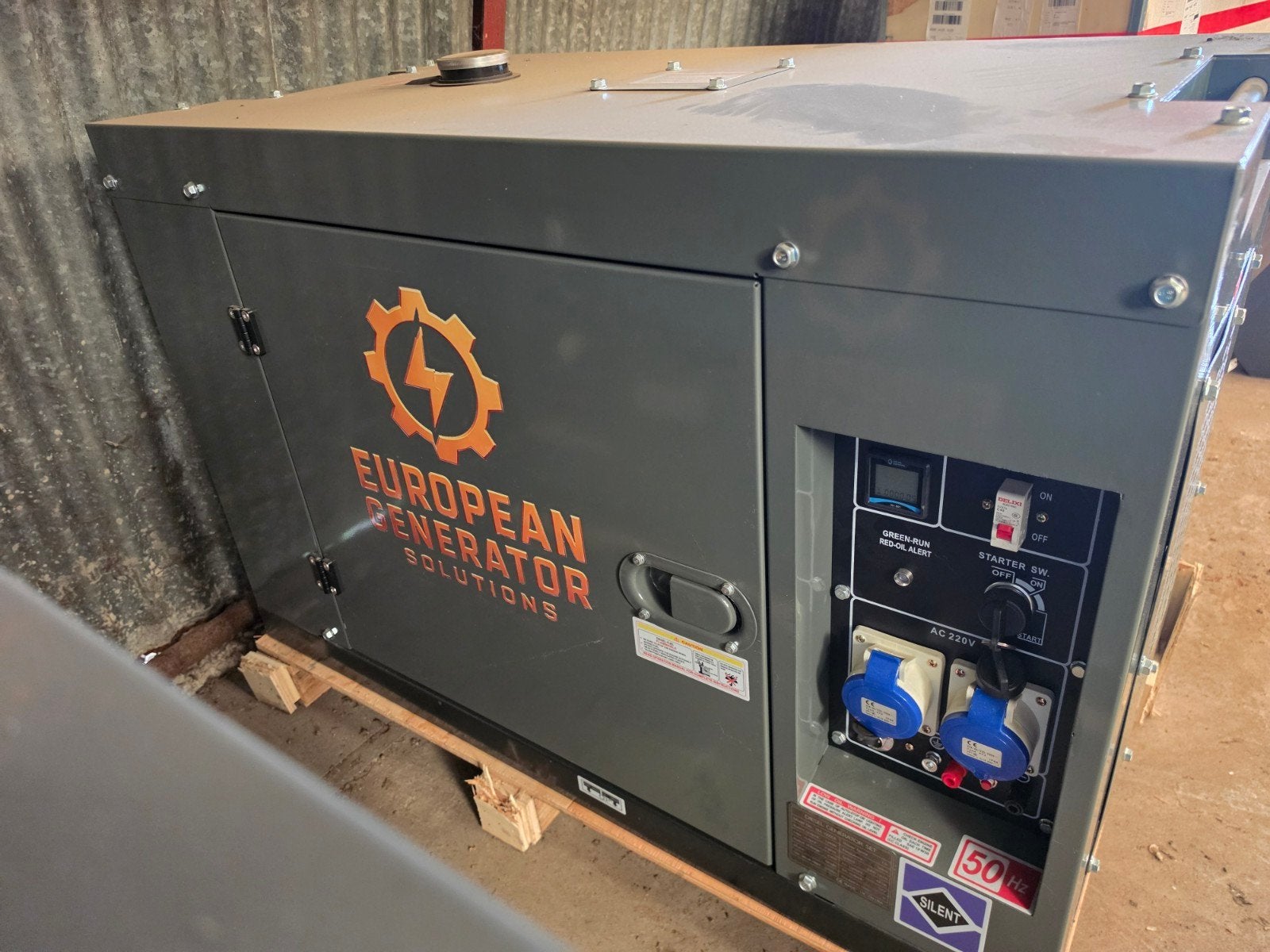 Stille Diesel Aggregaat 12kW - European Generator Solutions, Ophalen, Dieselolie, Geluidgedempt, Nieuw