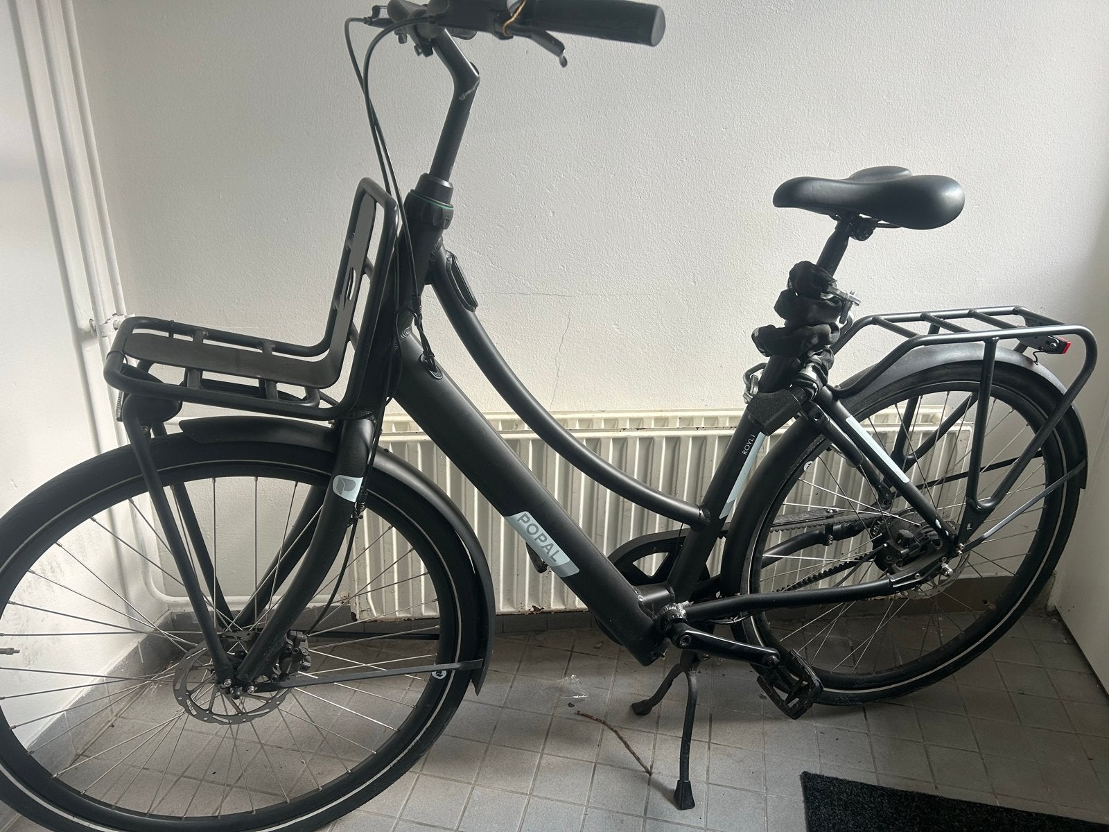 Popal E-bike met voor- en achterdrager, Gebruikt, 51 tot 55 cm, 30 tot 50 km per accu, Ophalen