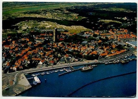 Terschelling - Luchtfoto (1974), Ophalen of Verzenden, 1960 tot 1980, Gelopen, Waddeneilanden
