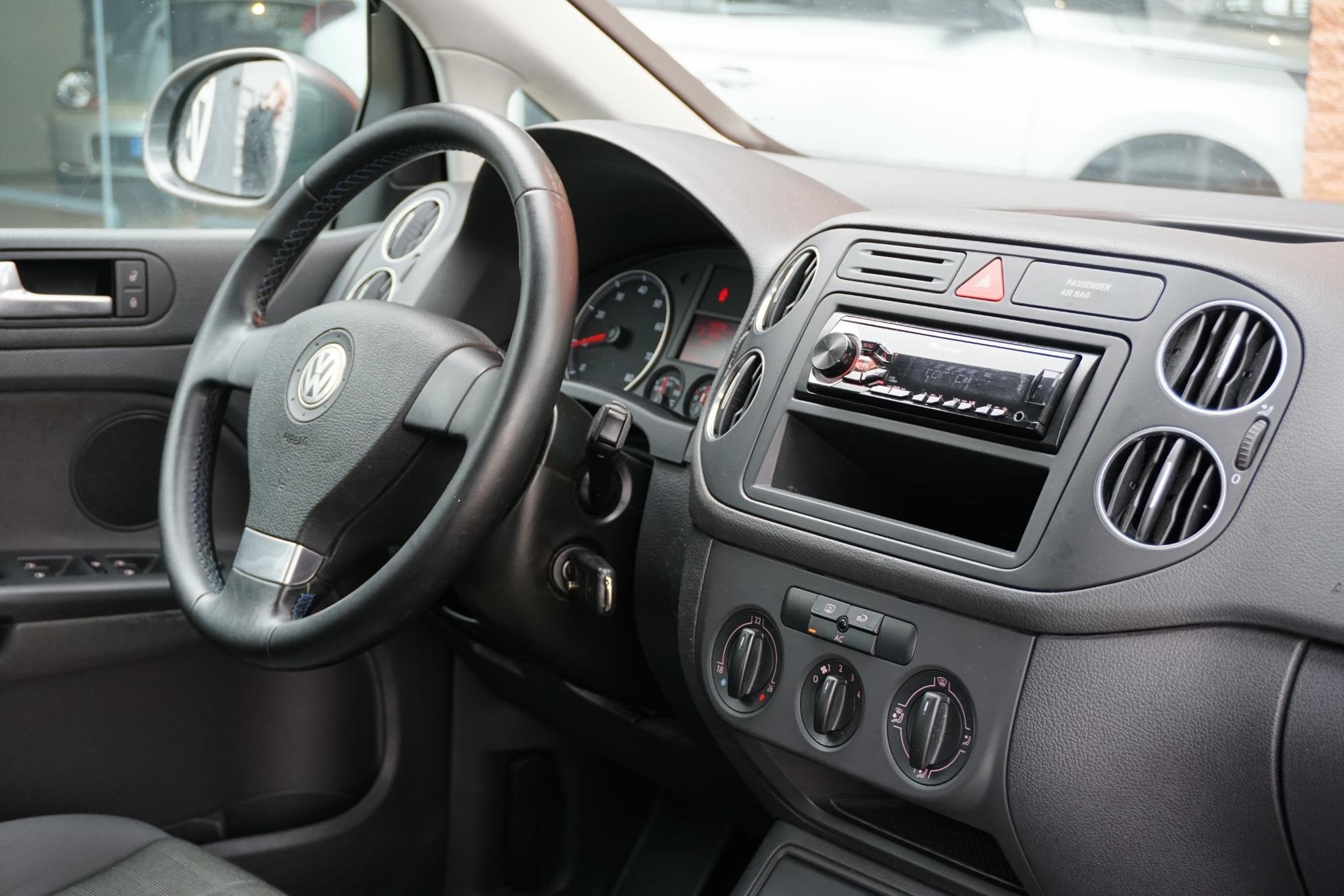 Volkswagen Golf Plus 1.4 Optive 3 + PDC / CRUISE / AIRCO / T, Auto's, Volkswagen, Gebruikt, 4 cilinders, Bedrijf, Handgeschakeld