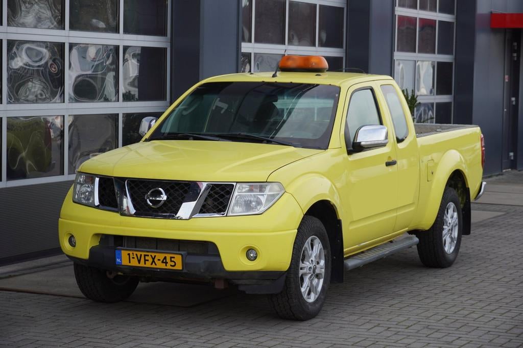 Nissan Navara 2.5 dCi LE 177PK King Cab 4WD, Multifunctioneel stuurwiel, Gebruikt, Overige modellen, 10 km/l