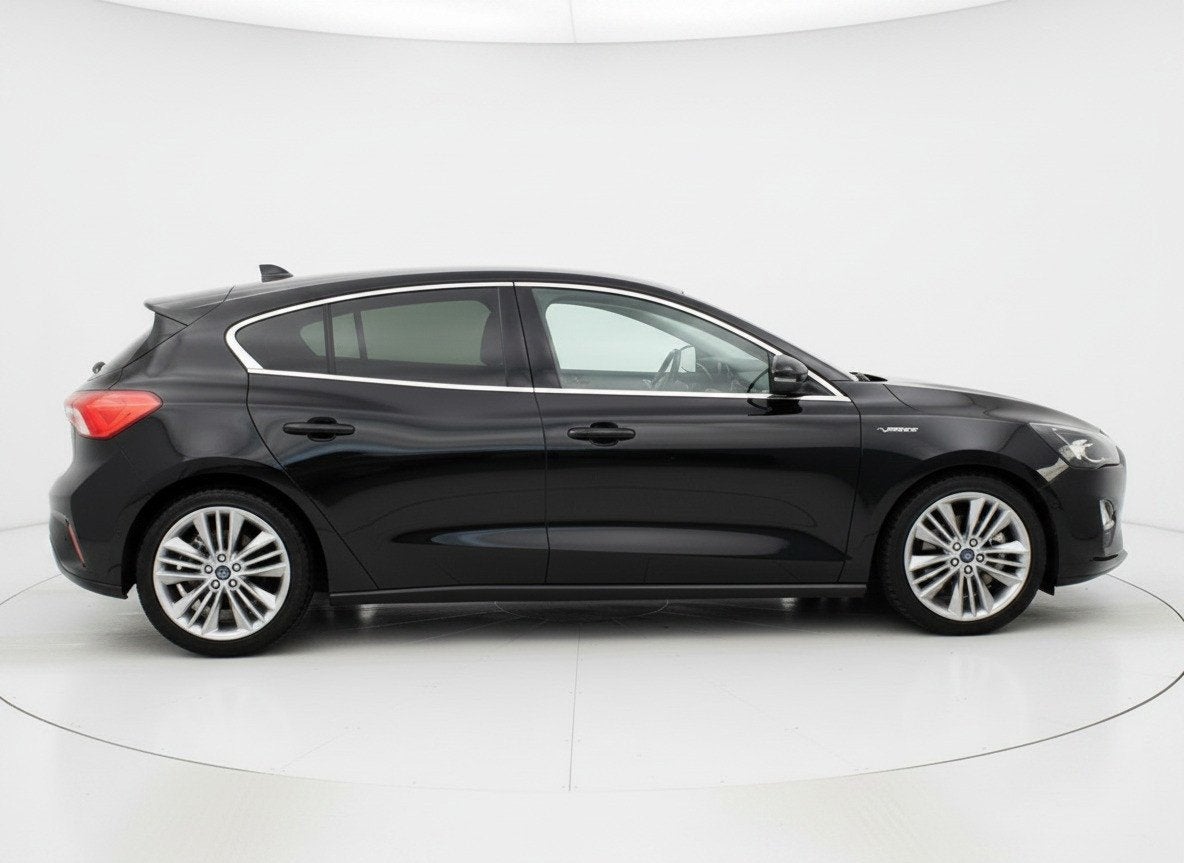 Ford Focus 1.0 EcoBoost Vignale Full options!, Auto's, Ford, 125 pk, Gebruikt, Euro 6, Zwart