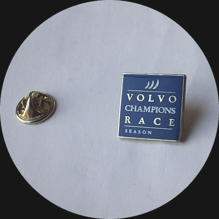 VOLVO Champions Race pin, Verzamelen, Ophalen of Verzenden, Zo goed als nieuw, Transport, Speldje of Pin