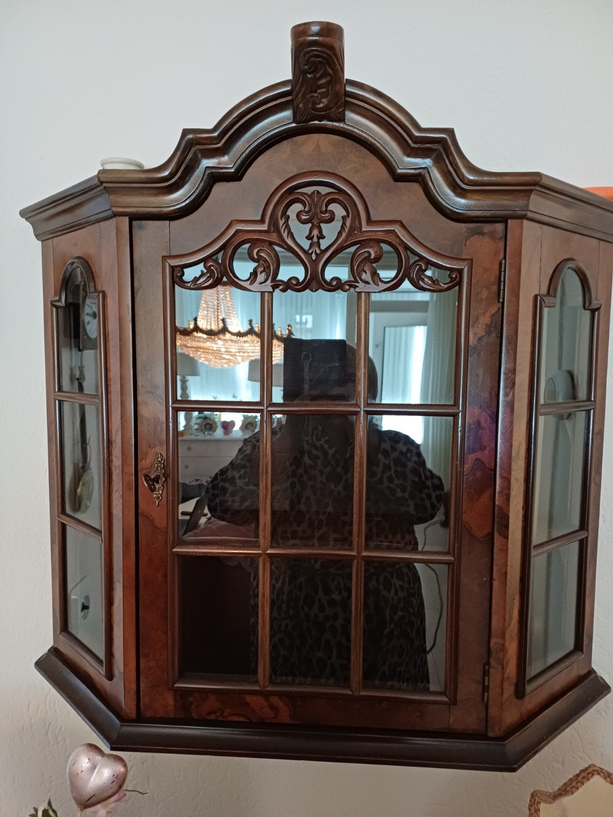 Prachtig wortelnoten vitrinekastje, Huis en Inrichting, Glas, Minder dan 100 cm, Klassiek, Barok, 25 tot 50 cm