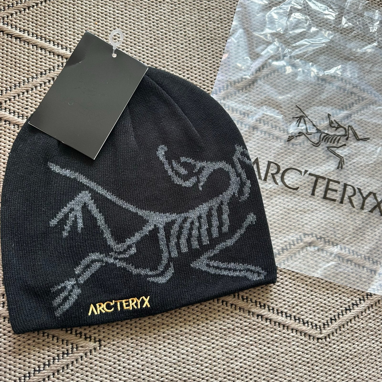 Arcteryx Fernie Toque Muts Zwart - Nieuw met labels, Ophalen of Verzenden, Nieuw, One size fits all, Hoed
