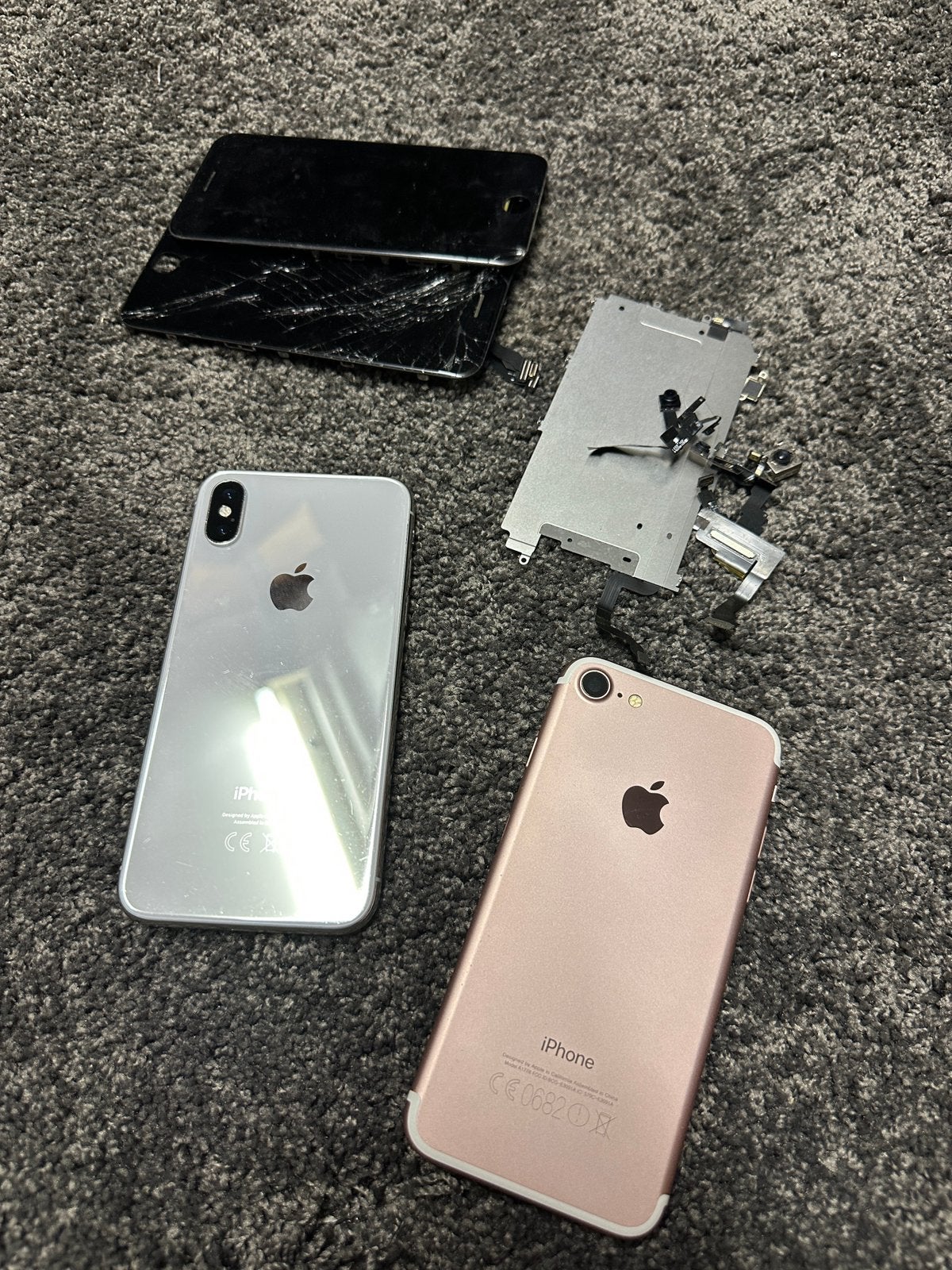 Iphone onderdelen, kapotte telefoons en losse schermen, Ophalen of Verzenden