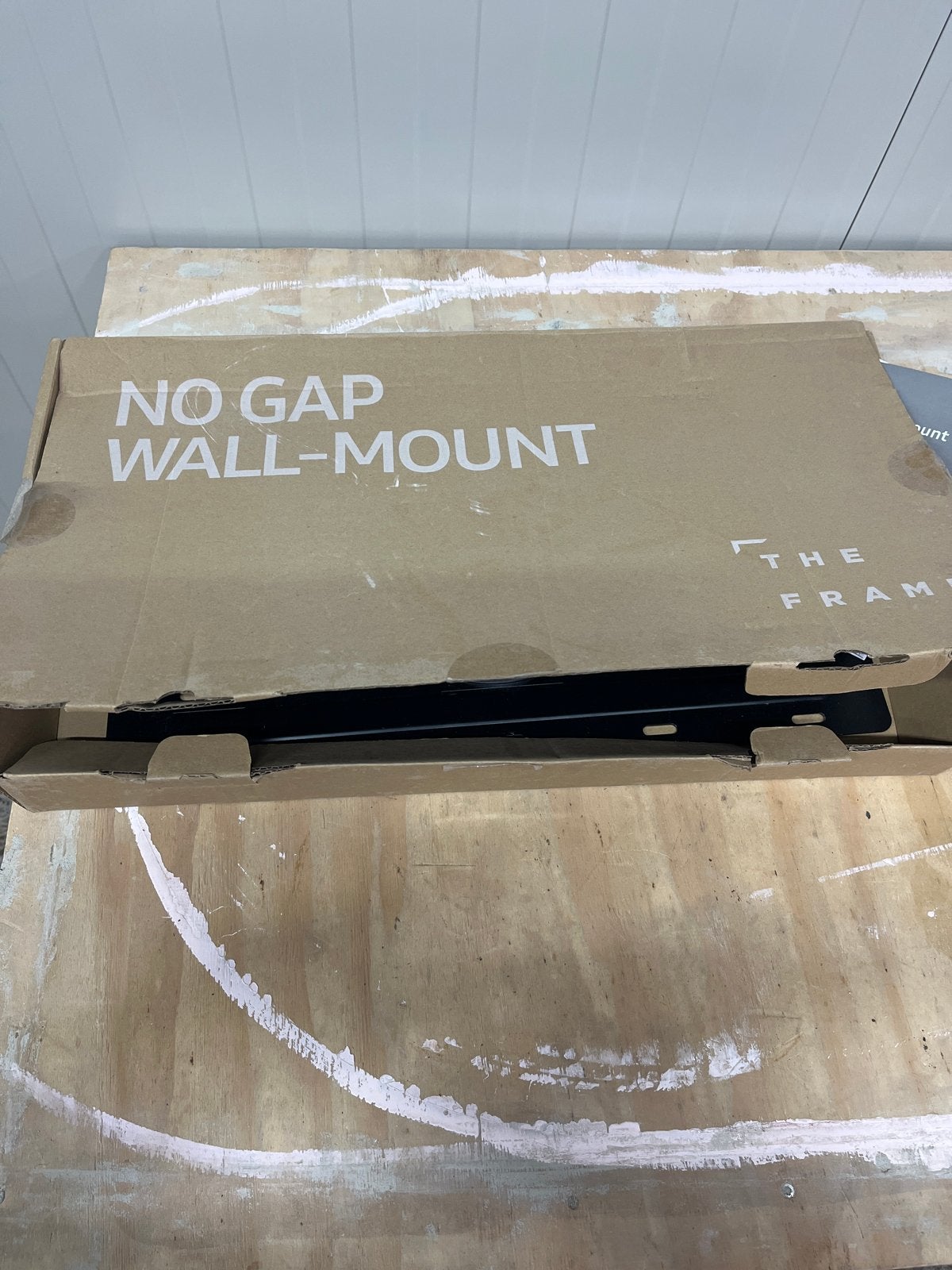 Samsung The Frame TV Muurbeugel 2019 (49-65 inch), Ophalen of Verzenden, Zo goed als nieuw