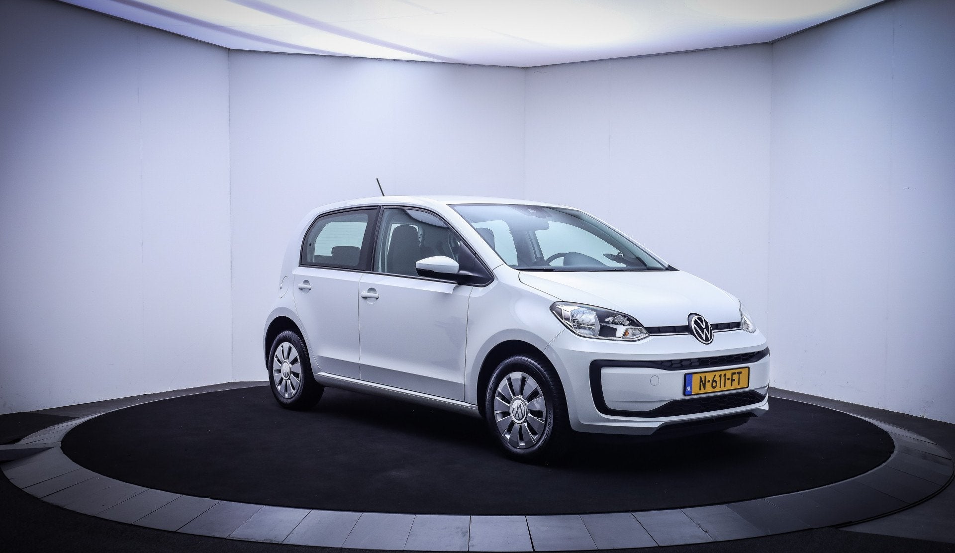 Volkswagen up! 1.0 CAMERA | CLIMA | TOMTOM | LANE ASSIST | D, Auto's, Stof, Gebruikt, Electronic Stability Program (ESP), 4 stoelen