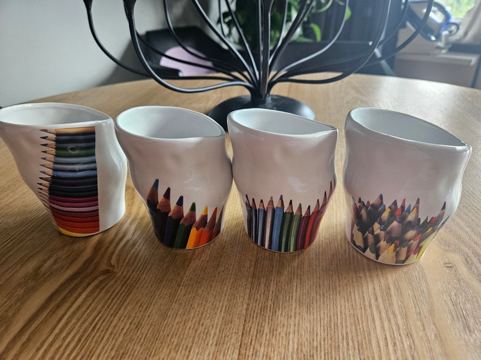 Set van 4 Artihove Design Bekers - Corry Ammerlaan, Keramiek, Ophalen of Verzenden, Zo goed als nieuw, Overige stijlen