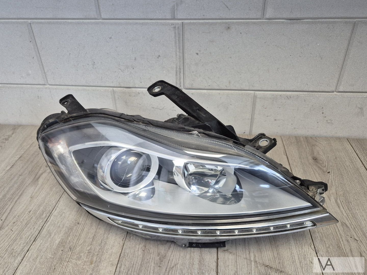 Koplamp rechts Lancia Delta 2008 - 2015 met led strip €300, Auto-onderdelen, Verlichting, Gebruikt, -, -, Ophalen of Verzenden