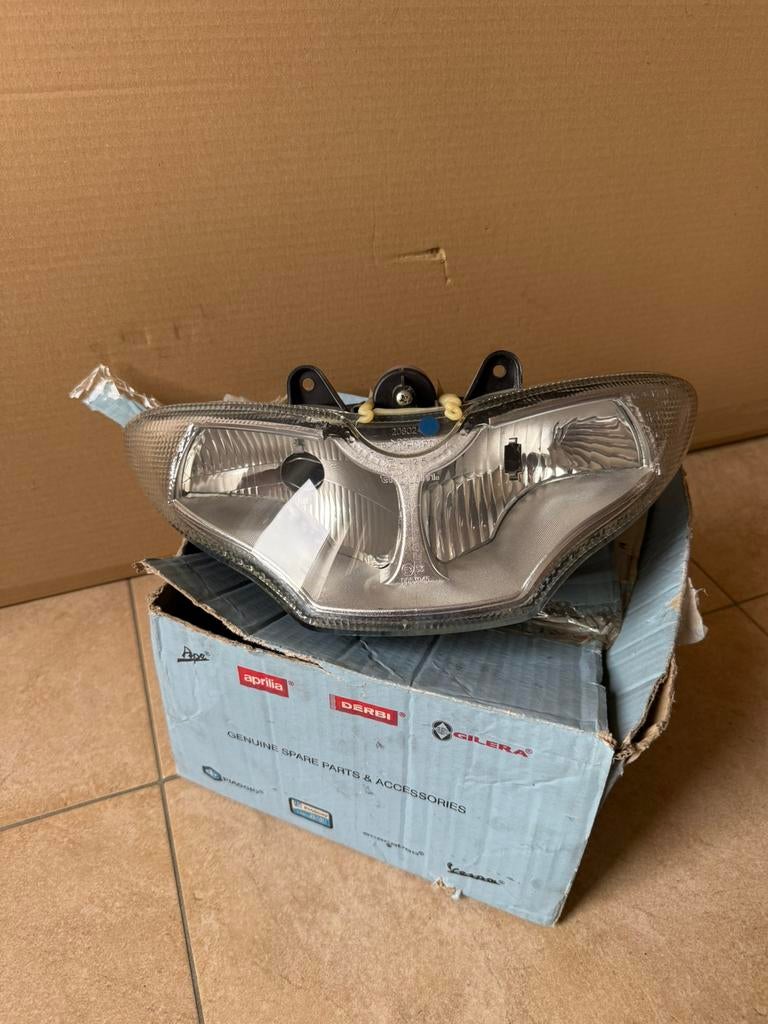 Runner 180cc koplamp triom origineel NOS ! NEW OLD STOCK, Ophalen of Verzenden, Nieuw, Koplamp