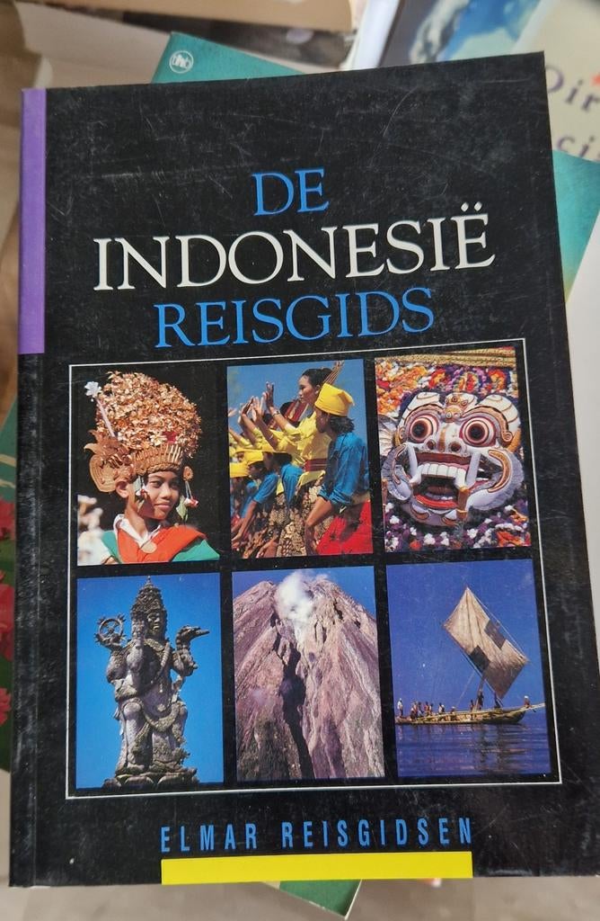 De Indonesië Reisgids - Elmar Reisgidsen, Ophalen of Verzenden, Reisgids of -boek, Azië, Bill Dalton