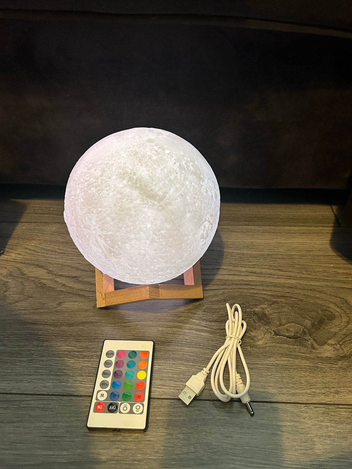 Nieuwe Maanlamp met Afstandsbediening, Huis en Inrichting, Overige merken, Kunststof, Meerkleurig, Nieuw
