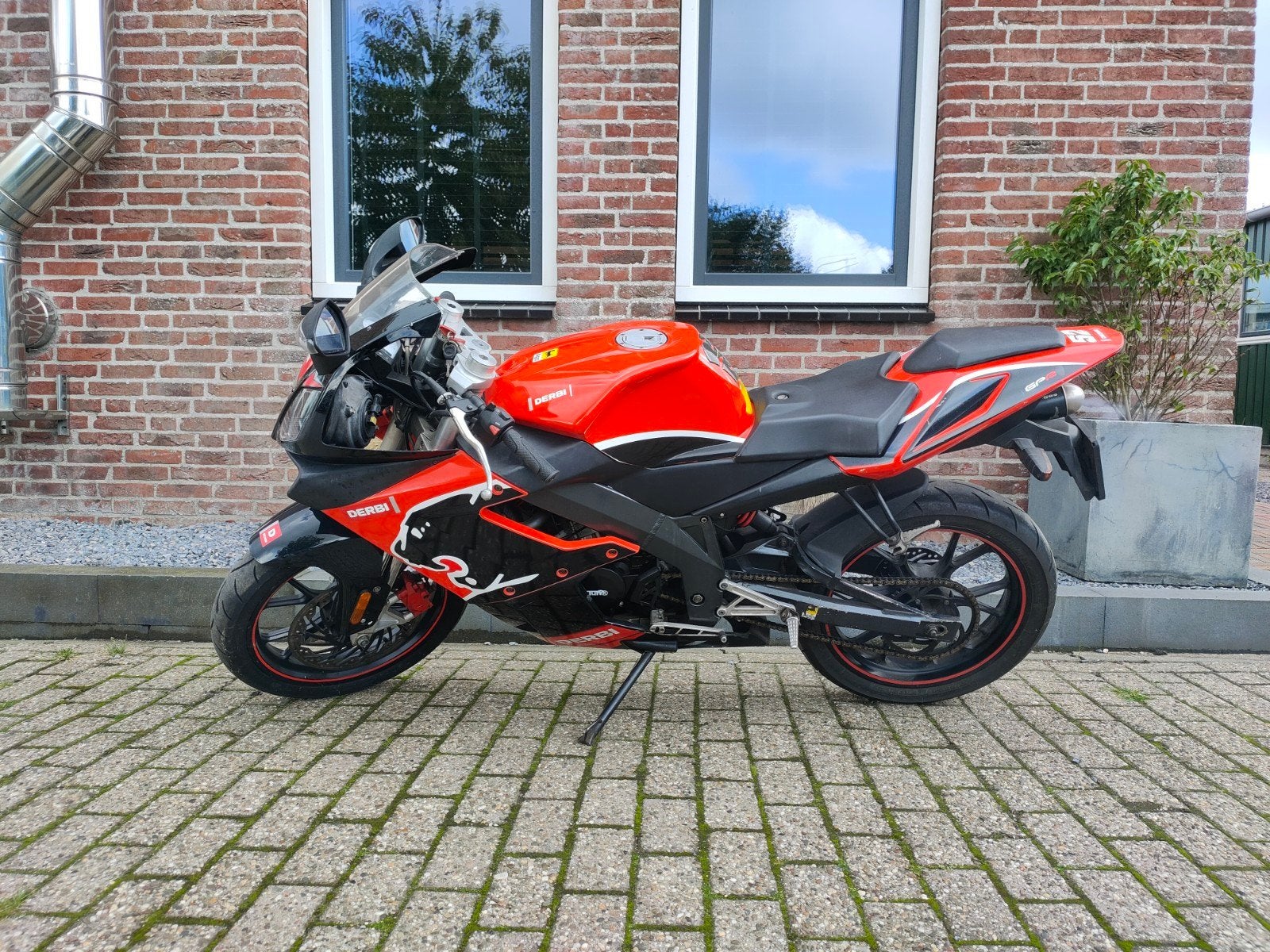 Derbi GPR 50cc Sportieve Bromfiets - Bouwjaar 2009, Ophalen, Gebruikt, Maximaal 45 km/u, 50 cc