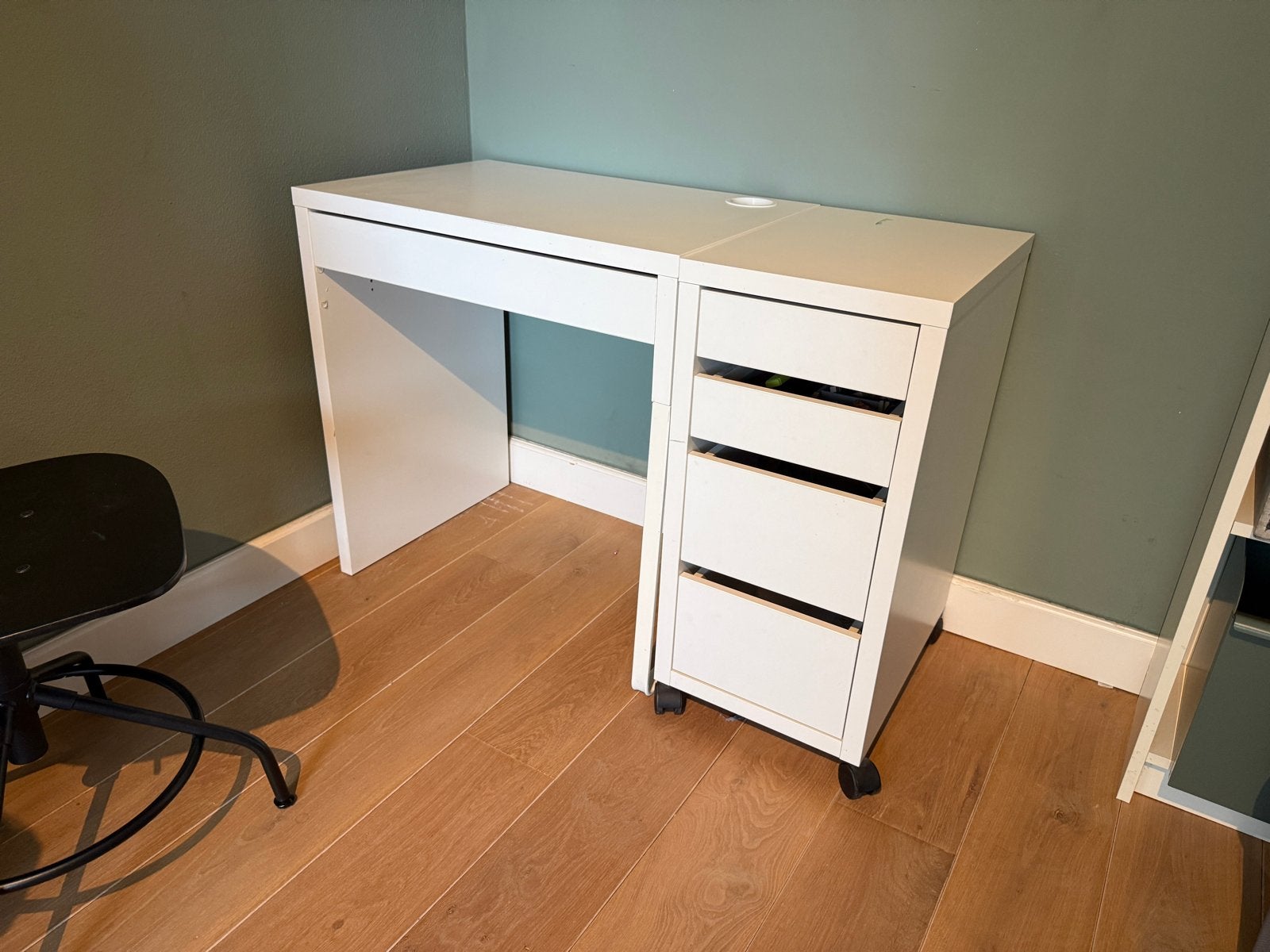 Wit bureau met los ladeblok, Ophalen, Gebruikt, Met lades, Spaanplaat of MDF