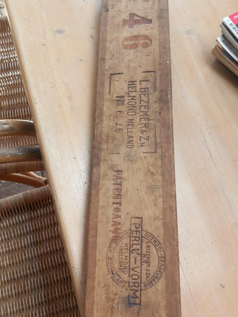 Ouderwetse sigarenplank met sigaren, Antiek en Kunst, Ophalen of Verzenden