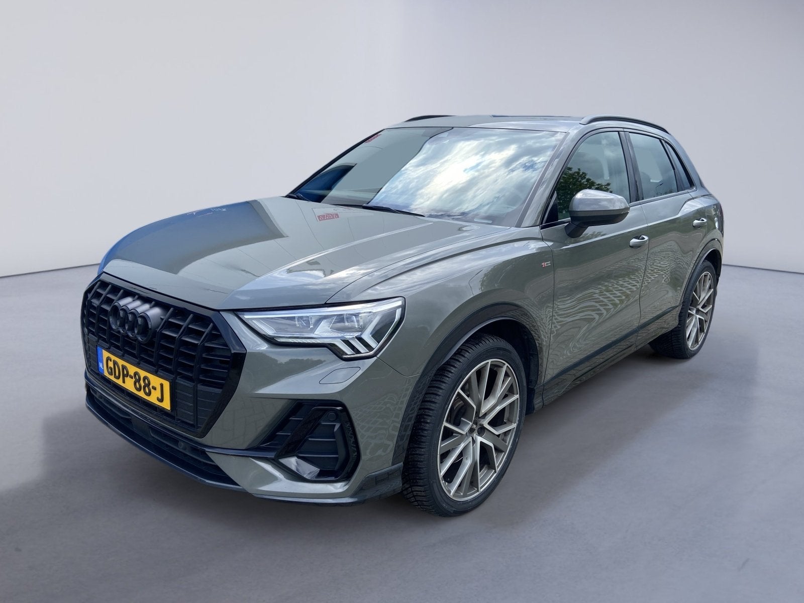 Audi Q3 40 TFSI 190pk S tronic quattro, Auto's, Automaat, Gebruikt, Euro 6, 1984 cc
