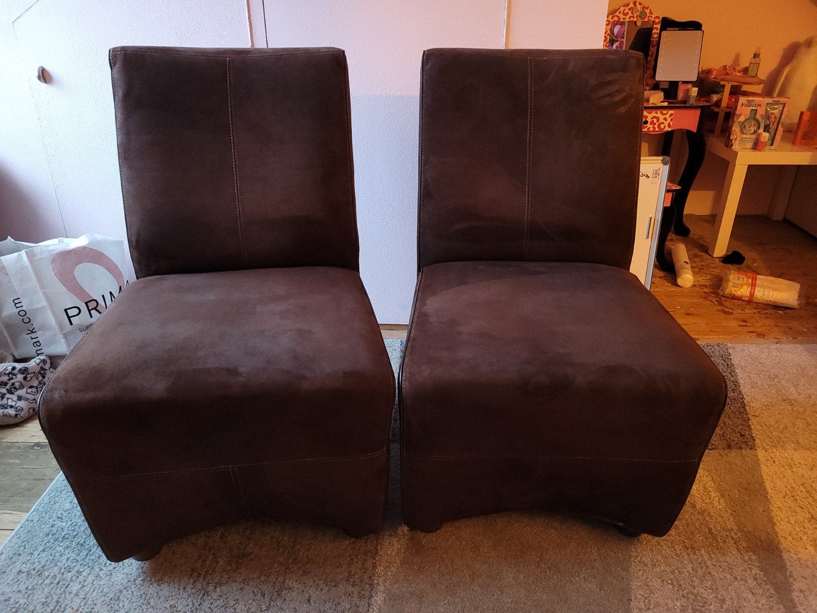 Stoelen met hoge rugleuning, Ophalen, Twee, Bruin, Zo goed als nieuw