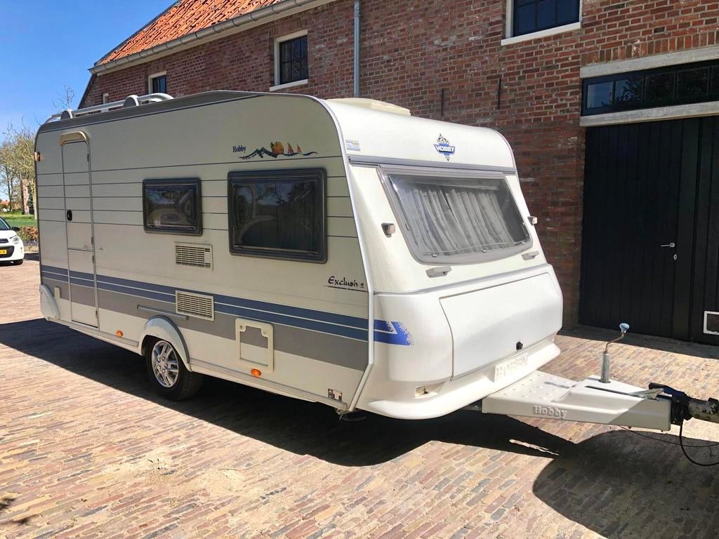 Hobby Exclusive 440 – met Dorema voortent, Caravans en Kamperen, Hobby, Dwarsbed, Koelkast, Particulier