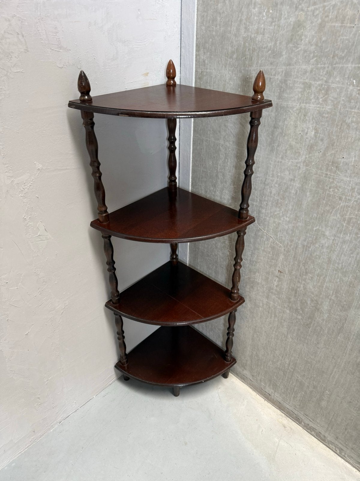 Antieke houten hoek etagère / bijzettafel, Ophalen of Verzenden