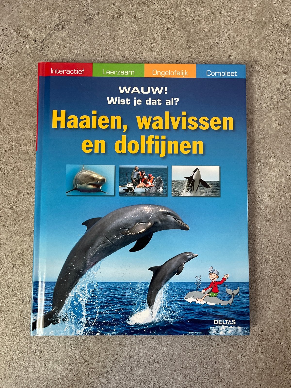 WAUW! Haaien, walvissen en dolfijnen - Educatief boek, Boeken, Ophalen of Verzenden, Gelezen, Overige onderwerpen