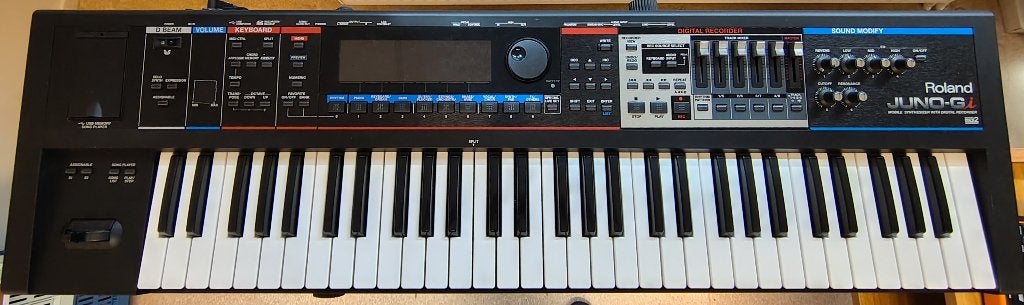 Roland Juno-Gi – Synthesizer / Workstation, Ophalen, Roland, Met midi-aansluiting, 61 toetsen