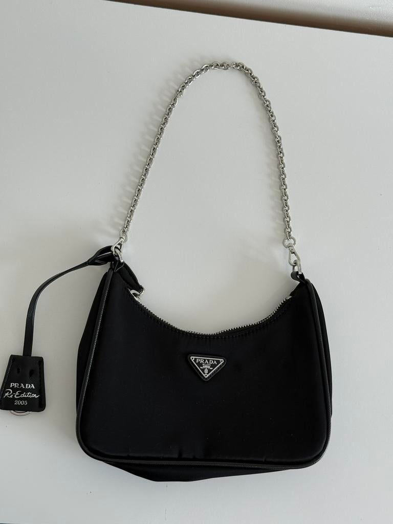 Prada tas Nylon zwart, Sieraden, Tassen en Uiterlijk, Tassen | Damestassen, Ophalen of Verzenden, Nieuw, Zwart, Schoudertasje