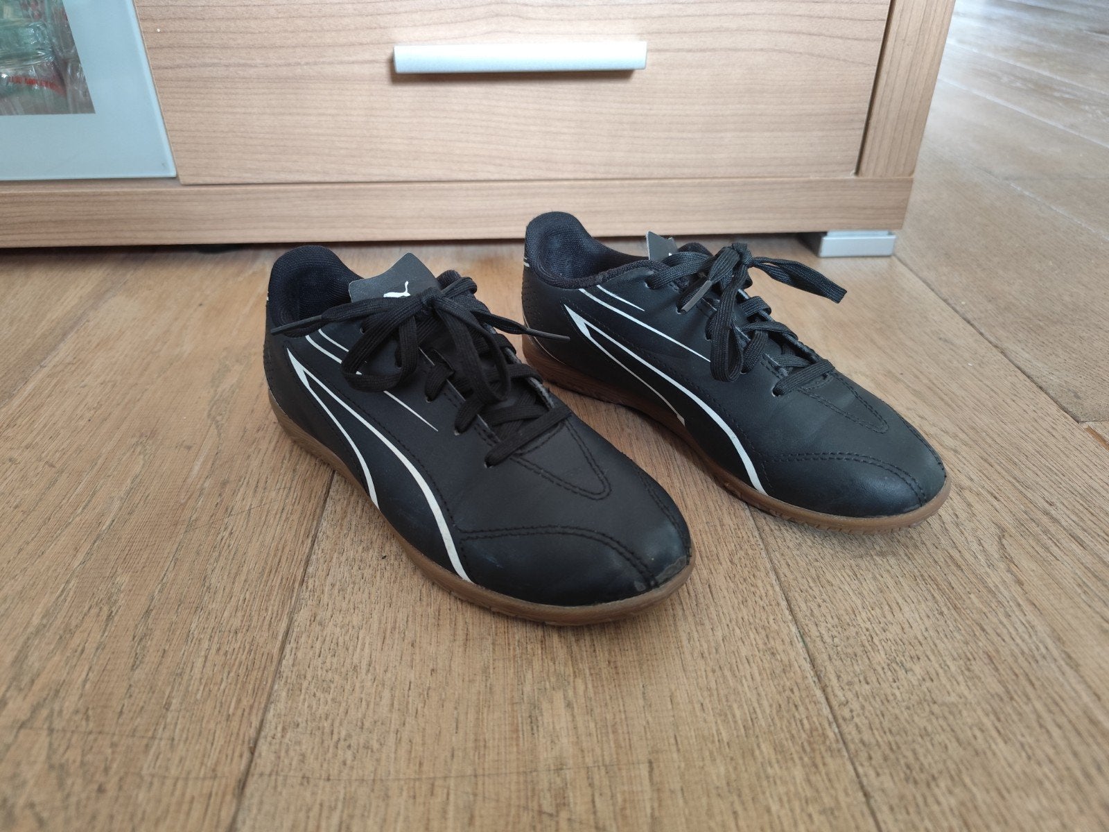 Puma zaalvoetbal/gym schoenen maat 34, Gebruikt, Jongen of Meisje, Puma, Schoenen