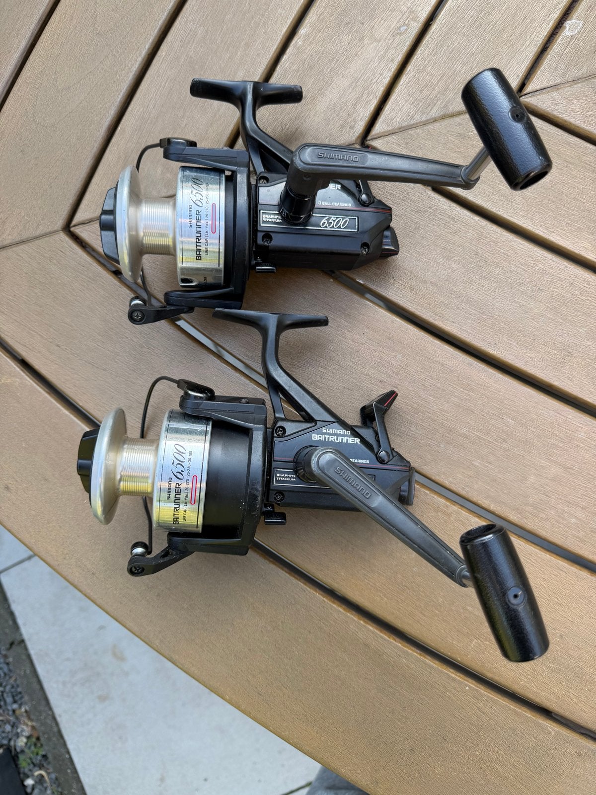 2x Shimano Baitrunner 6500 vismolens, Ophalen of Verzenden, Gebruikt, Molen