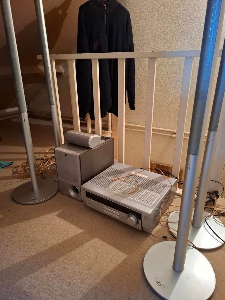 JVC Home Cinema Set - Receiver, Subwoofer, 5 Satellieten, Gebruikt, JVC, Ophalen of Verzenden, 5.1-systeem