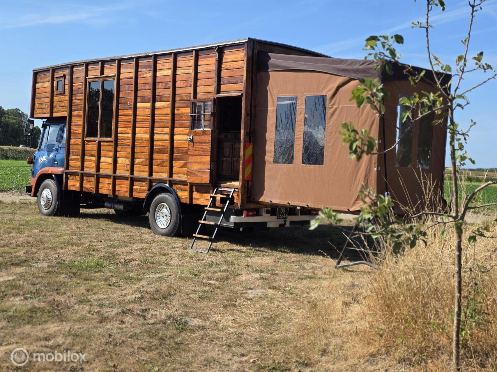 Foto 6 van Bedford TK Camper