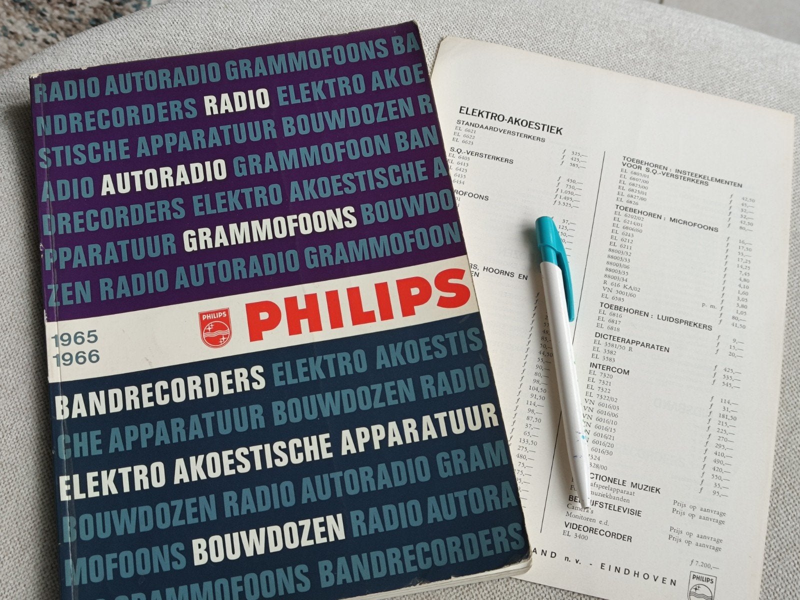 PHILIPS CATALOGUS 1965/66, MET PRIJSLIJST., Boeken, Ophalen of Verzenden, Gelezen