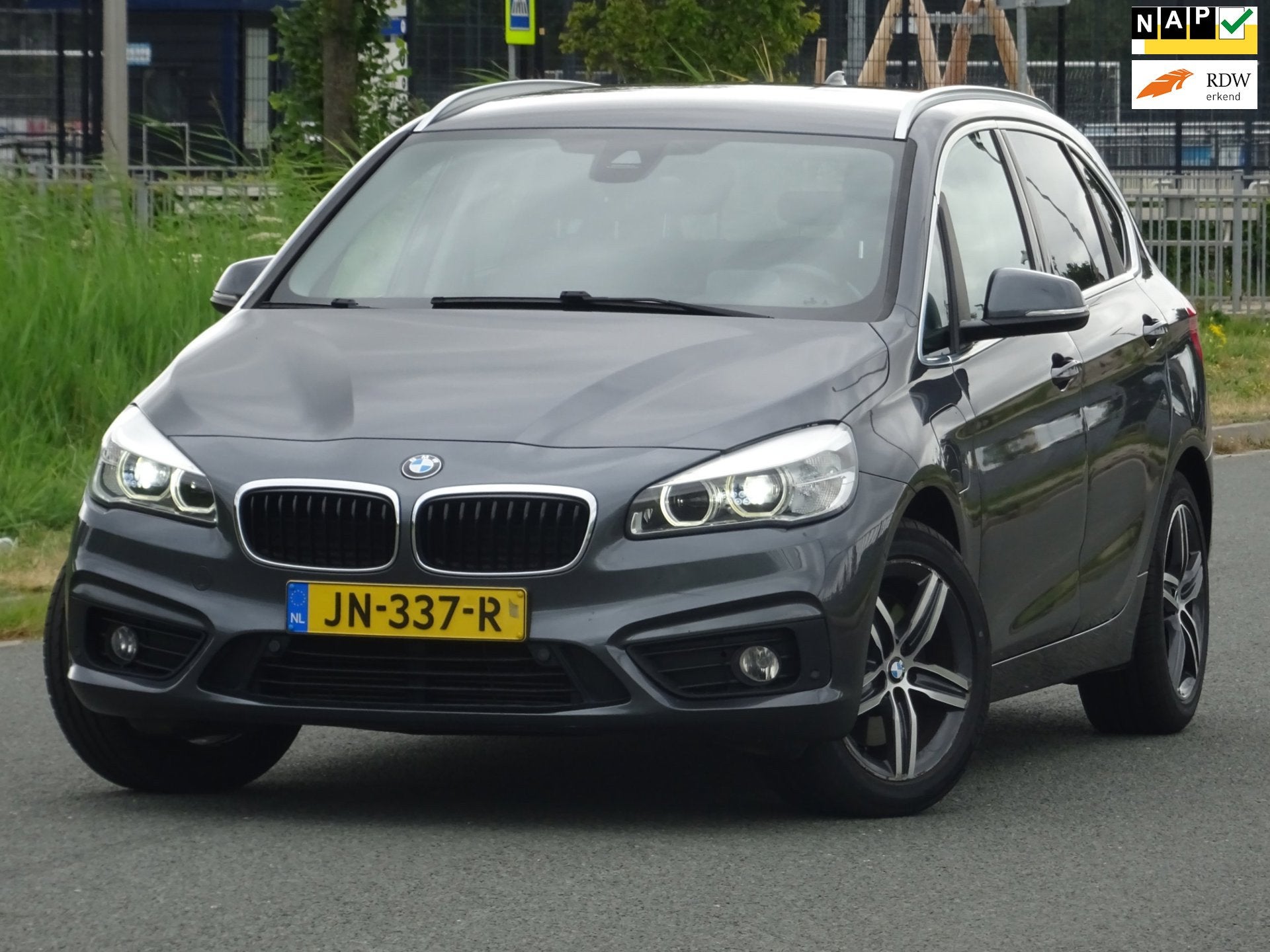 BMW 2-serie Active Tourer 225xe High Executive NAP/NAVI/LEER, Automaat, 136 pk, Gebruikt, Euro 6