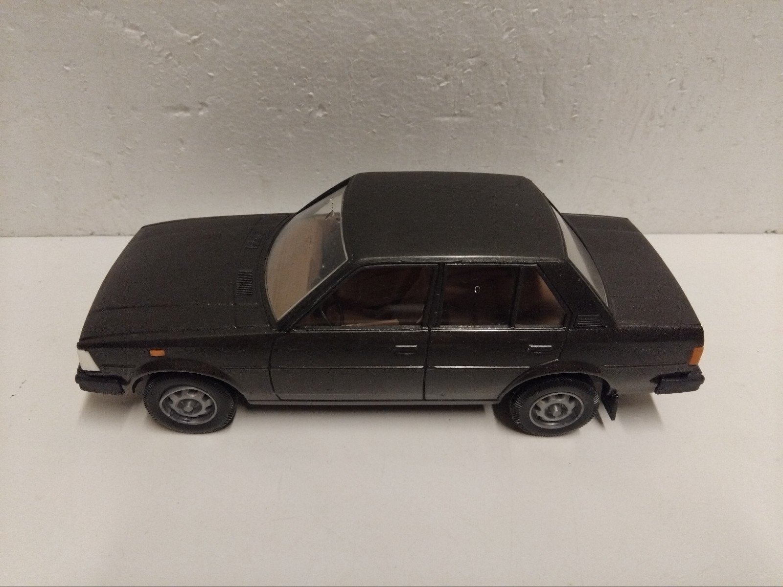 Stahlberg Finland Toyota Corolla DX antra 1/24, Ophalen of Verzenden, Gebruikt, Auto, Overige merken