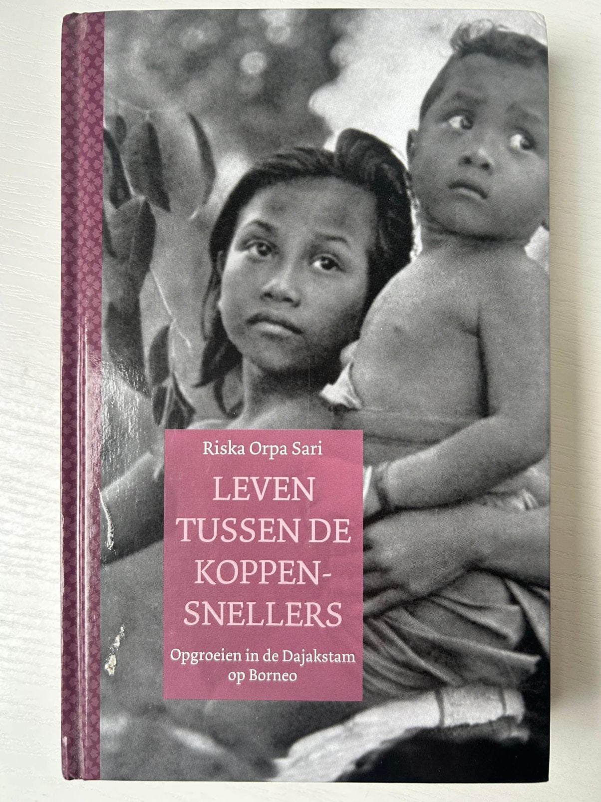 Leven tussen de koppensnellers Riska Orpa Sari, Boeken, Biografieën, Gelezen, Ophalen of Verzenden