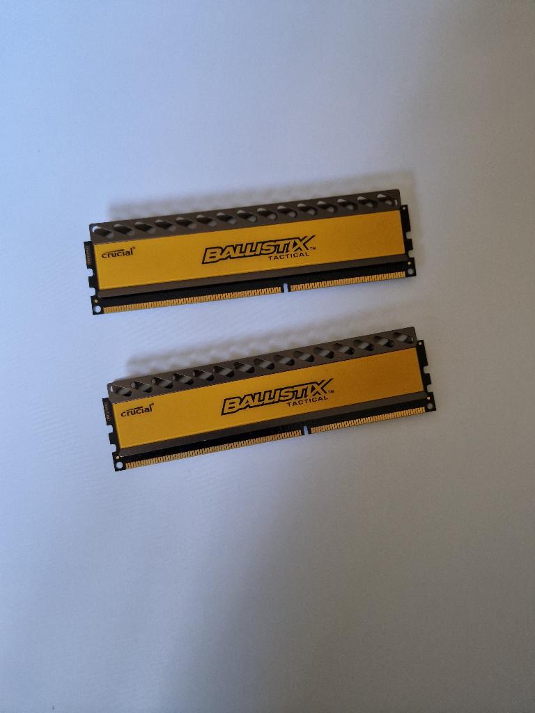 Crucial Ballistix Tactical BLT4G3D1608DT1Tx0.16FMD, DDR4, Ophalen of Verzenden, Zo goed als nieuw, Desktop