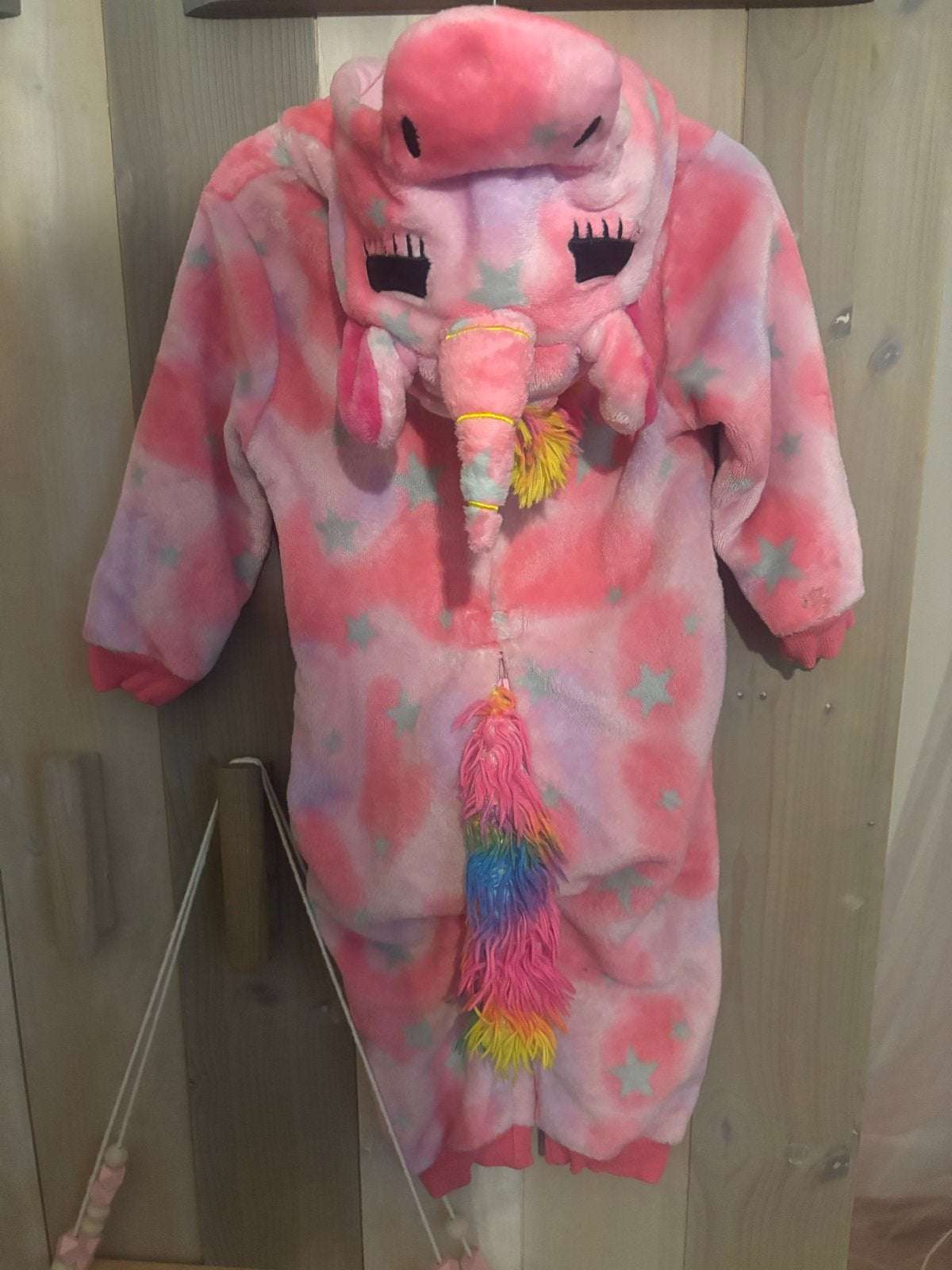 Eenhoorn Onesie - Roze met capuchon,staart en rits 92/98, Kinderen en Baby's, Ophalen of Verzenden, Gebruikt, Meisje