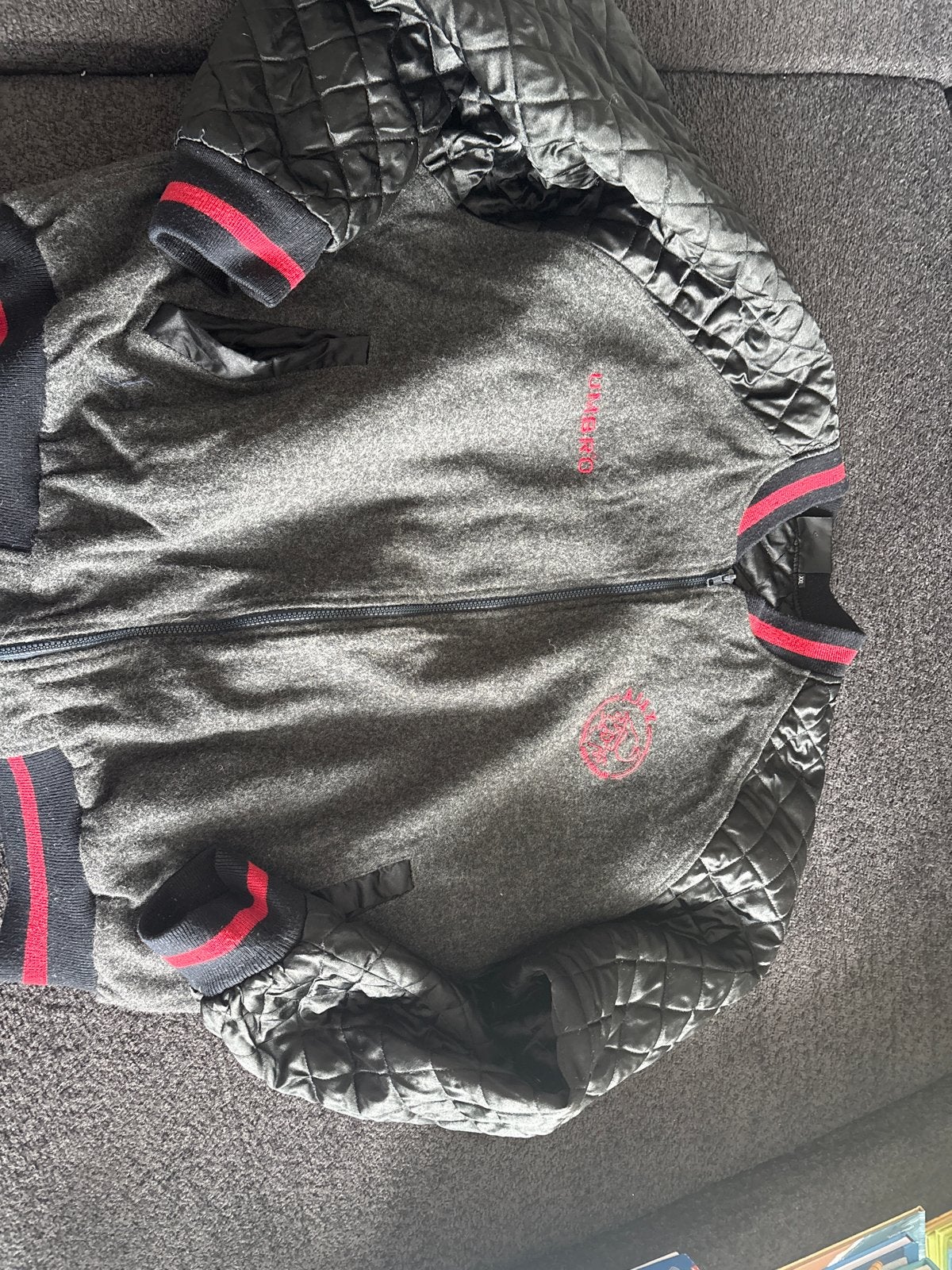 Umbro Ajax Bomberjack XXL - Grijs/Zwart met Rood, Groter dan maat XL, Ophalen of Verzenden, Gebruikt, Overige typen